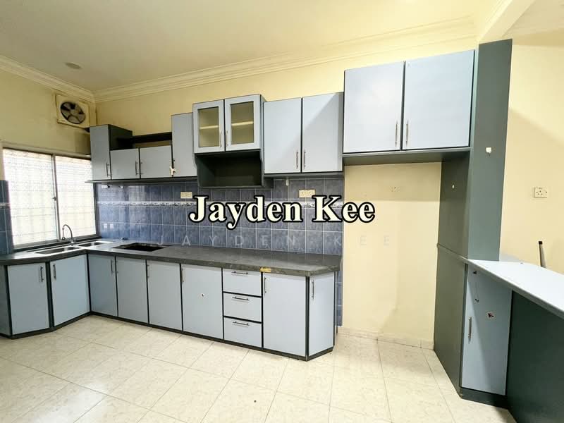 Taman Sintar Indah untuk Untuk Dijual - RM 440,000, Apr 2026 - Kitchen - PropertyGuru.com.my