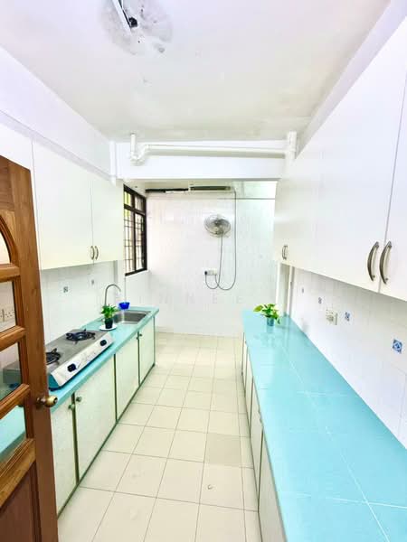 Leader Garden untuk Untuk Disewa - RM 1,400 /bulan, Apr 2026 - Kitchen - PropertyGuru.com.my