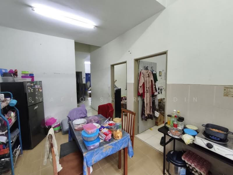 1-storey Terraced House for Sale in Kapar (Selangor) - Syafiq Sharifudin - Kitchen - PropertyGuru.com.my