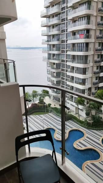 Condominium for Rent at Bay Laurel @ Country Garden Danga Bay - Suk Teng Choong - Balcony - PropertyGuru.com.my
