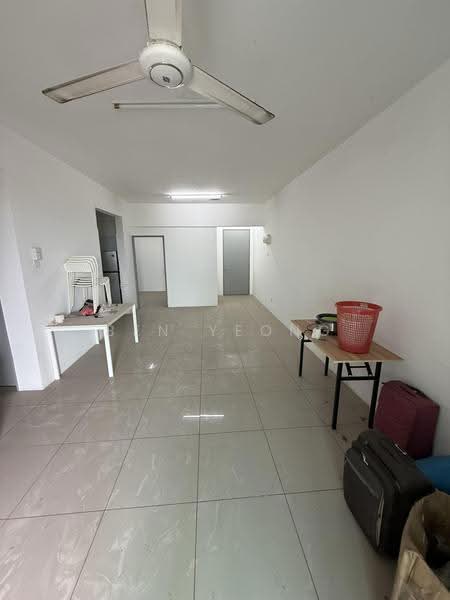 Pangsapuri untuk Dijual di Silk Residence - Ben Yeong - Living Room - PropertyGuru.com.my