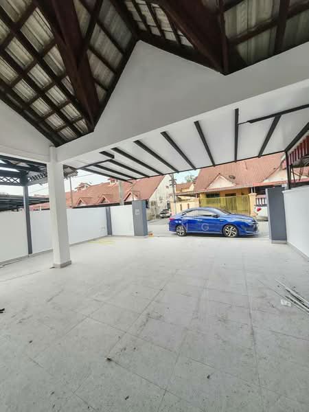 1.5-storey Terraced House for Sale in Bandar Indahpura (Kulai) - Alex Ng - Exterior - PropertyGuru.com.my