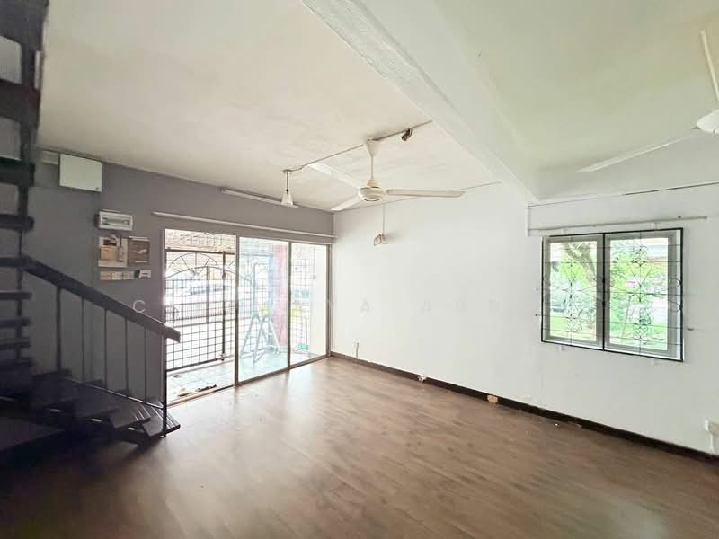 2-storey Terraced House for Sale in Ampang Jaya (Ampang) - Cik Maya Abdul - Living Room - PropertyGuru.com.my
