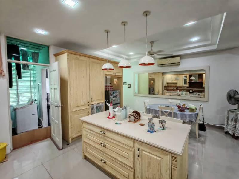 3-storey Terraced House for Sale in Tanjung Bungah (Penang) - May Tan - Kitchen - PropertyGuru.com.my