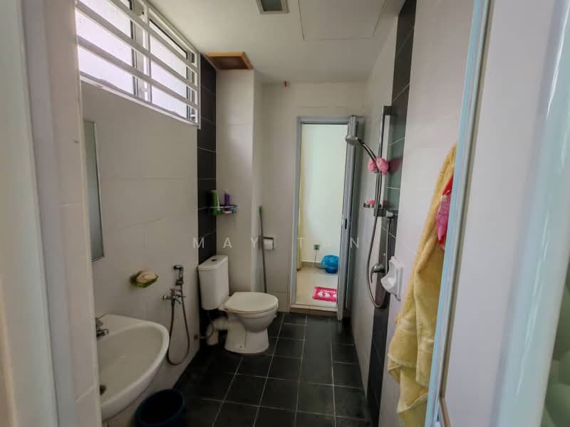 3-storey Terraced House for Sale in Tanjung Bungah (Penang) - May Tan - Bathroom - PropertyGuru.com.my