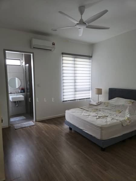 2-storey Terraced House for Sale in Telok Panglima Garang (Selangor) - Elle Chiew - Bedroom - PropertyGuru.com.my