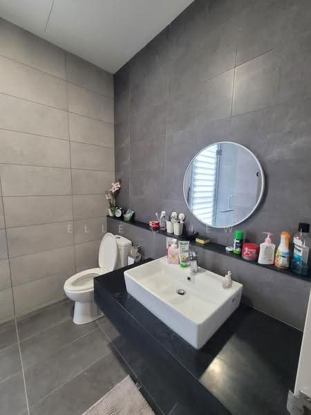 2-storey Terraced House for Sale in Telok Panglima Garang (Selangor) - Elle Chiew - Bathroom - PropertyGuru.com.my