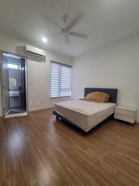 2-storey Terraced House for Sale in Telok Panglima Garang (Selangor) - Elle Chiew - Bedroom - PropertyGuru.com.my