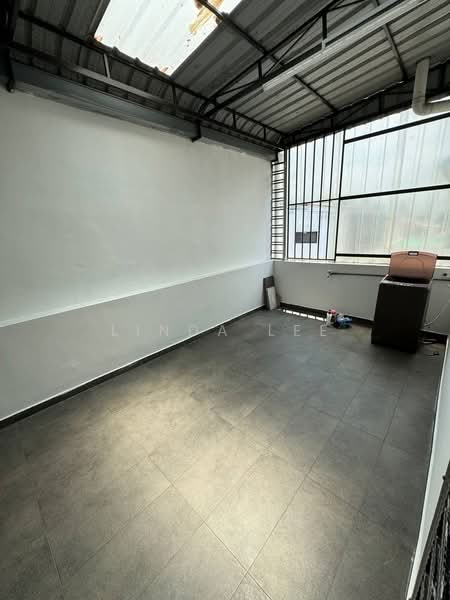 Taman Daya untuk Untuk Disewa - RM 2,700 /bulan, Apr 2026 - Balcony - PropertyGuru.com.my