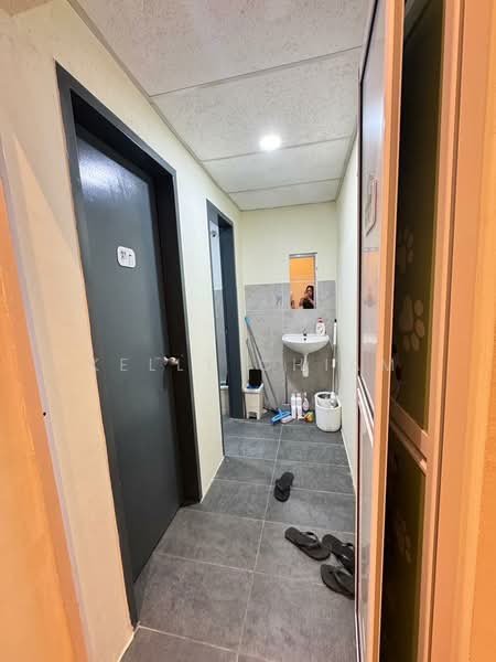 Shop for Rent in Austin Crest (Johor Bahru) - Kelly Chiam - Bathroom - PropertyGuru.com.my