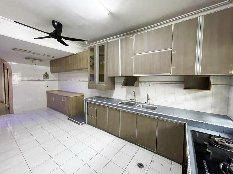 1-storey Terraced House for Sale in Taman Mewah Jaya (Klang) - Mohd Nazri Roslan - Kitchen - PropertyGuru.com.my