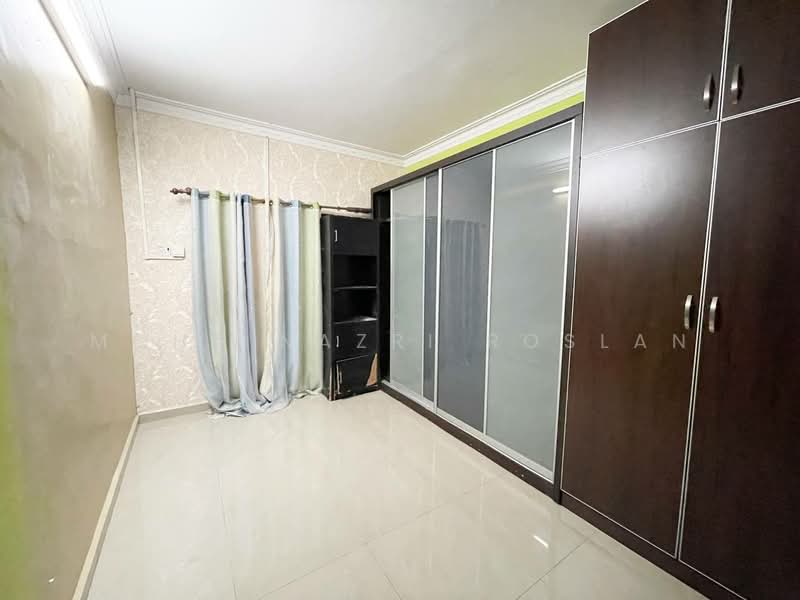 1-storey Terraced House for Sale in Taman Mewah Jaya (Klang) - Mohd Nazri Roslan - Bedroom - PropertyGuru.com.my