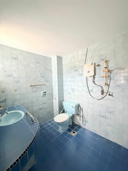 2-storey Terraced House for Sale in Ampang Jaya (Ampang) - Cik Maya Abdul - Bathroom - PropertyGuru.com.my