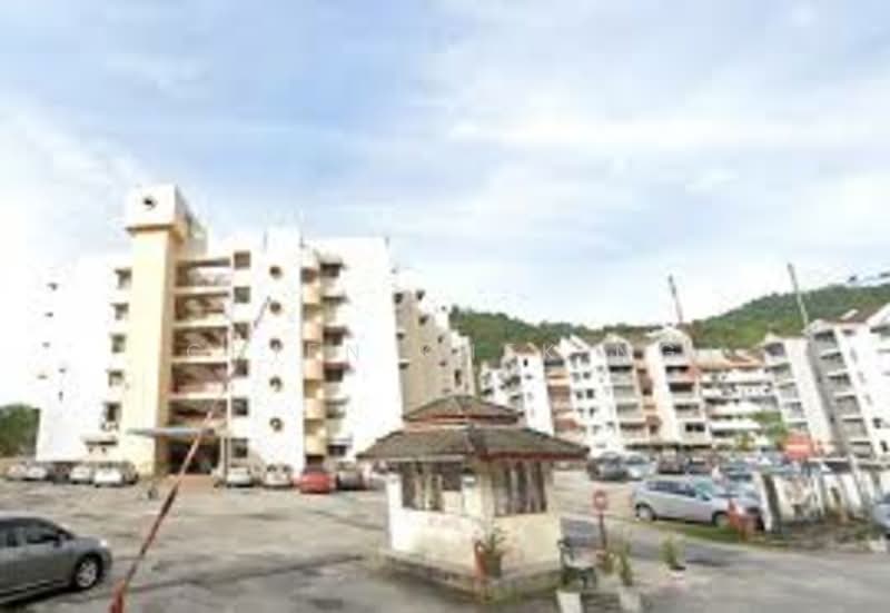 Taman Lip Sin Block 37 untuk Untuk Dijual - RM 290,000, Apr 2026 - Exterior - PropertyGuru.com.my