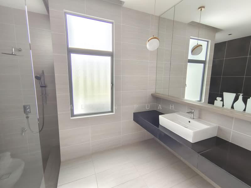 2-storey Terraced House for Sale in Semenyih (Selangor) - Allen Puah - Bathroom - PropertyGuru.com.my