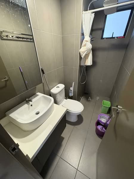Astetica Residences untuk Untuk Dijual - RM 420,000, Apr 2026 - Bathroom - PropertyGuru.com.my