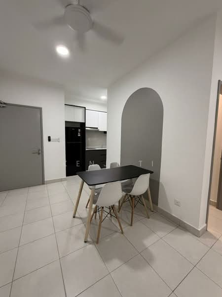 Flora Residency untuk Untuk Disewa - RM 1,800 /bulan, Apr 2026 - Dining Room - PropertyGuru.com.my