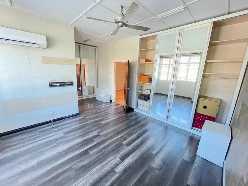 2-storey Terraced House for Sale in Petaling Jaya (Selangor) - Cik Maya Abdul - Bedroom - PropertyGuru.com.my