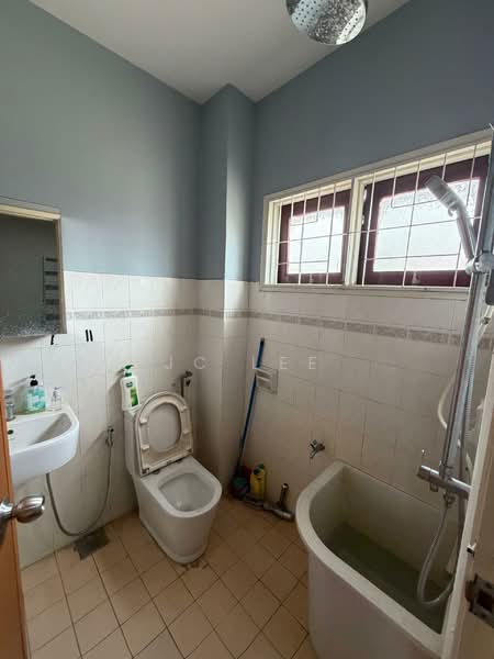 Taman Wawasan untuk Untuk Dijual - RM 660,000, Apr 2026 - Bathroom - PropertyGuru.com.my
