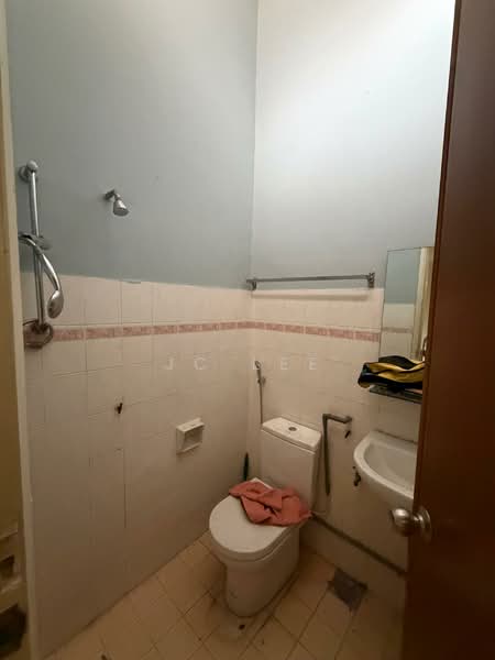 Taman Wawasan untuk Untuk Dijual - RM 660,000, Apr 2026 - Bathroom - PropertyGuru.com.my