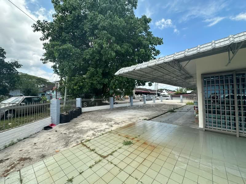 Rumah Teres untuk Disewa di Taman Putri Kulai (Kulai) - SJ CHAN - Exterior - PropertyGuru.com.my