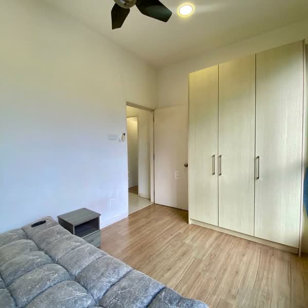 Condominium for Rent at The WaterEdge (Pinggiran Air) - Ck Lee - Bedroom - PropertyGuru.com.my