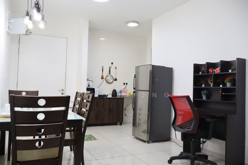 Kenwingston Platz untuk Untuk Disewa - RM 1,650 /bulan, Apr 2026 - Dining Room - PropertyGuru.com.my