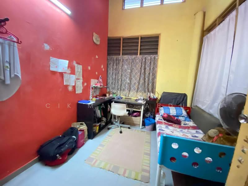 1-storey Terraced House for Sale in Bandar Tun Razak (Cheras) - Cik Maya Abdul - Bedroom - PropertyGuru.com.my