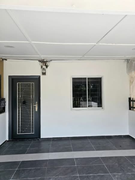 2-storey Terraced House for Sale in Taman Tiram Jaya (Ulu Tiram) - Win Tan - Exterior - PropertyGuru.com.my