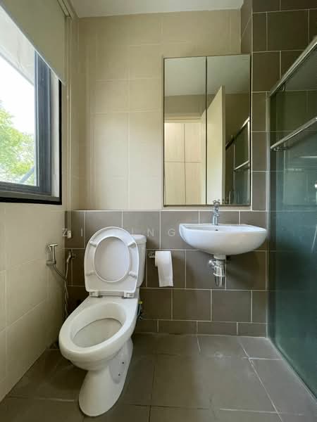 Wisteria @ Bandar Rimbayu untuk Untuk Disewa - RM 4,500 /bulan, Apr 2026 - Bathroom - PropertyGuru.com.my