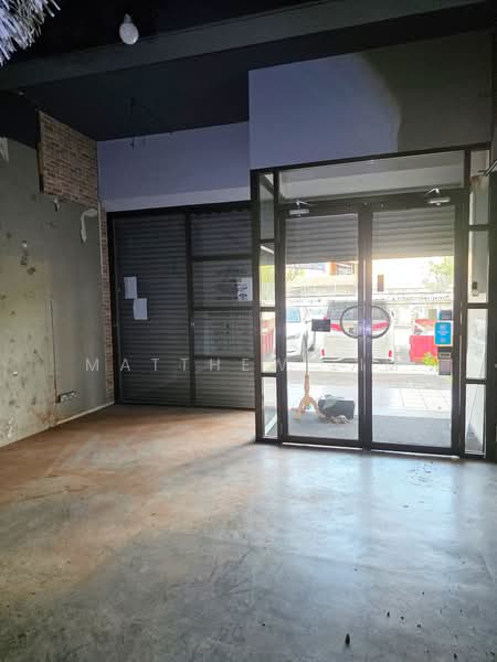 Shop / Office for Rent in Ambang Botanic (Klang) - Matthew Lim - Entrance - PropertyGuru.com.my