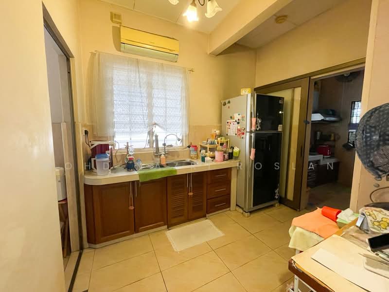 Kota Kemuning untuk Untuk Dijual - RM 1,100,000, Apr 2026 - Kitchen - PropertyGuru.com.my