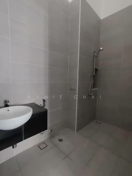 Eco Spring untuk Untuk Dijual - RM 2,250,000, Apr 2026 - Bathroom - PropertyGuru.com.my