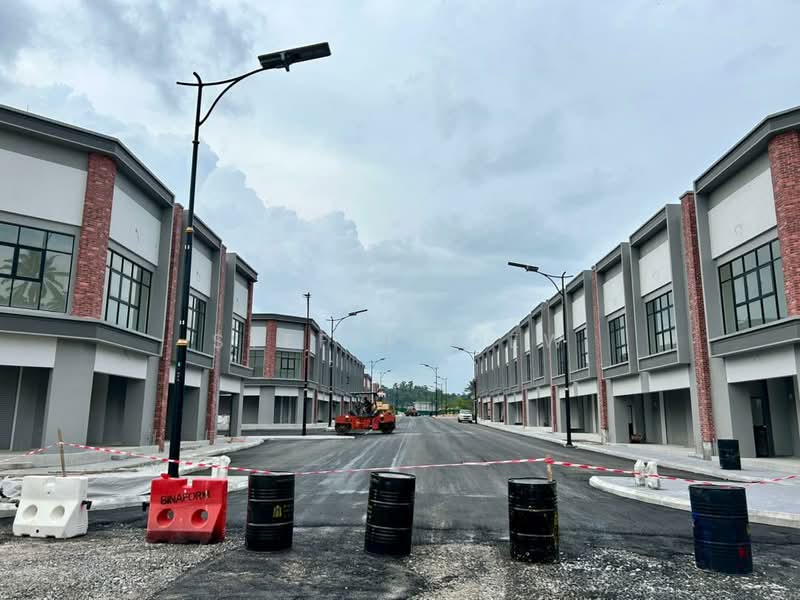 Shop for Rent in Bandar Gamuda Gardens (Rawang) - Steffi Liew - Exterior - PropertyGuru.com.my