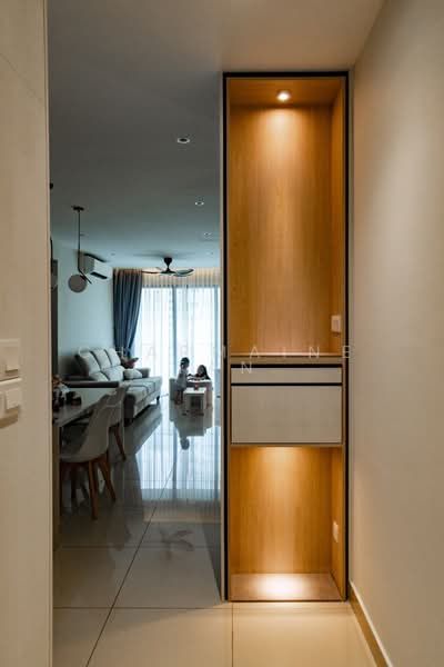 Kondominium untuk Dijual di Mizumi Residences - Charmaine Tan - Living Room - PropertyGuru.com.my