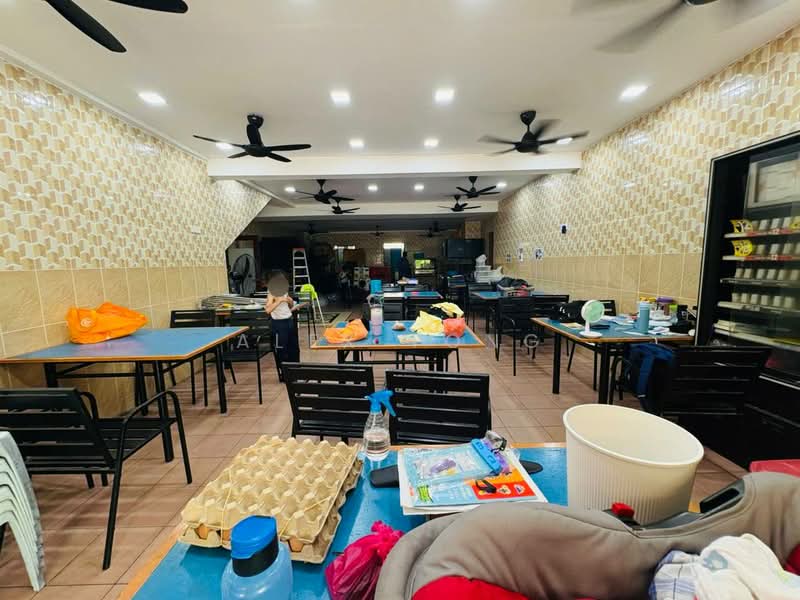 Seksyen 24 untuk Untuk Disewa - RM 5,800 /bulan, Apr 2026 - Interior - PropertyGuru.com.my