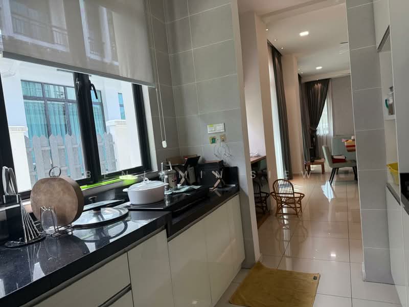 Semi-Detached House for Sale in Eco Majestic (Semenyih) - Benjamin Siew - Kitchen - PropertyGuru.com.my