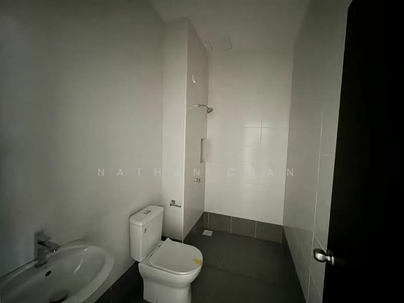 Cluster House for Sale in Eco Botanic (Iskandar Puteri (Nusajaya)) - Nathan Chan - Bathroom - PropertyGuru.com.my