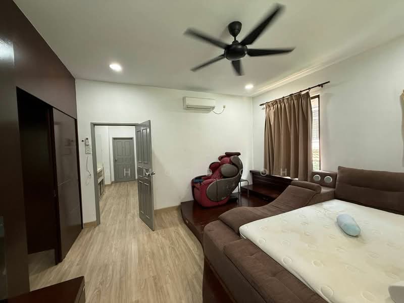 2-storey Terraced House for Sale in Taman Mount Austin (Tebrau) - AhMood Goh - Bedroom - PropertyGuru.com.my