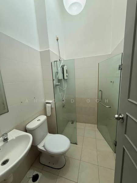 2-storey Terraced House for Sale in Taman Mount Austin (Tebrau) - AhMood Goh - Bathroom - PropertyGuru.com.my