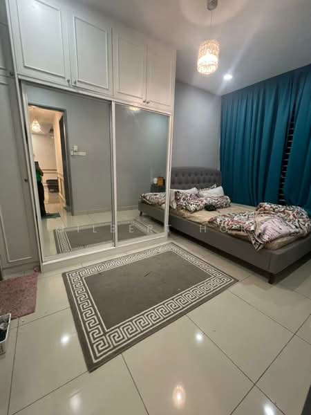 KL Traders Square untuk Untuk Dijual - RM 580,000, Apr 2026 - Bedroom - PropertyGuru.com.my