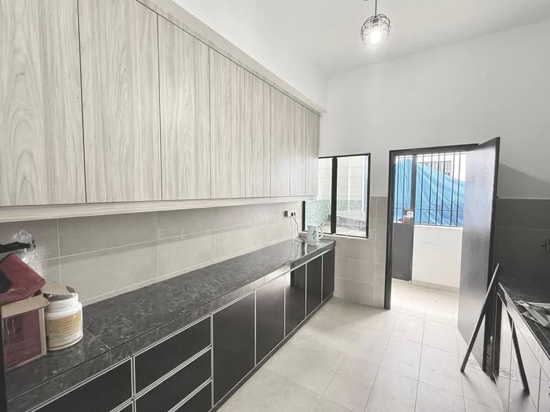 Perma Jaya Permas Jayas untuk Untuk Dijual - RM 918,000, Apr 2026 - Kitchen - PropertyGuru.com.my