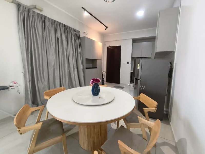Condominium for Rent at Bay Laurel @ Country Garden Danga Bay - Lilara Tiew - Dining Room - PropertyGuru.com.my
