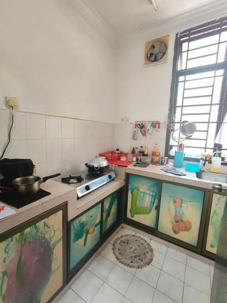 2-storey Terraced House for Sale in Taman Setia Indah (Tebrau) - Jason Tan - Kitchen - PropertyGuru.com.my