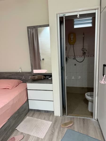 Pangsapuri untuk Disewa di Kingfisher Series - Apple Yeap - Bedroom - PropertyGuru.com.my