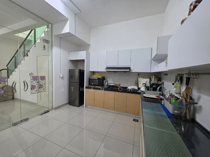 Cluster House for Sale in Taman Seri Austin (Tebrau) - Nathan Chan - Kitchen - PropertyGuru.com.my