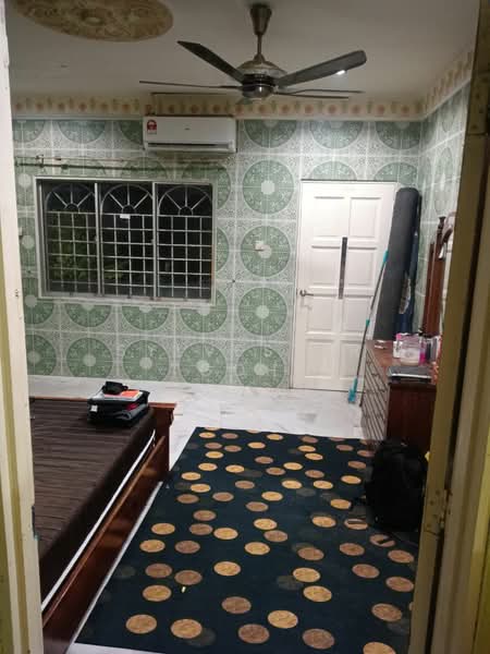 Terraced House for Sale in Taman Rakan (Kajang) - Sylvester Goh - Bedroom - PropertyGuru.com.my