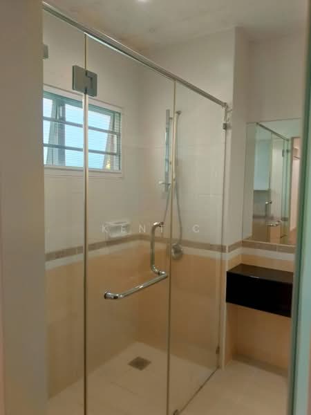 Bungalow for Sale in Meru Valley (Ipoh) - Kent C - Bathroom - PropertyGuru.com.my