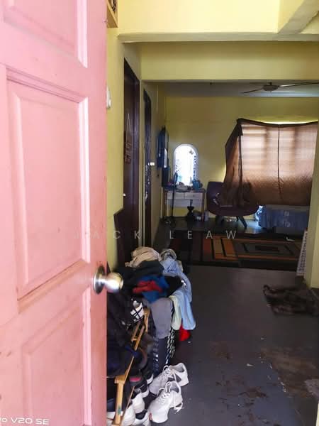 Rumah Flat untuk Dijual di Taman Batu Permai - jack leaw - Entrance - PropertyGuru.com.my