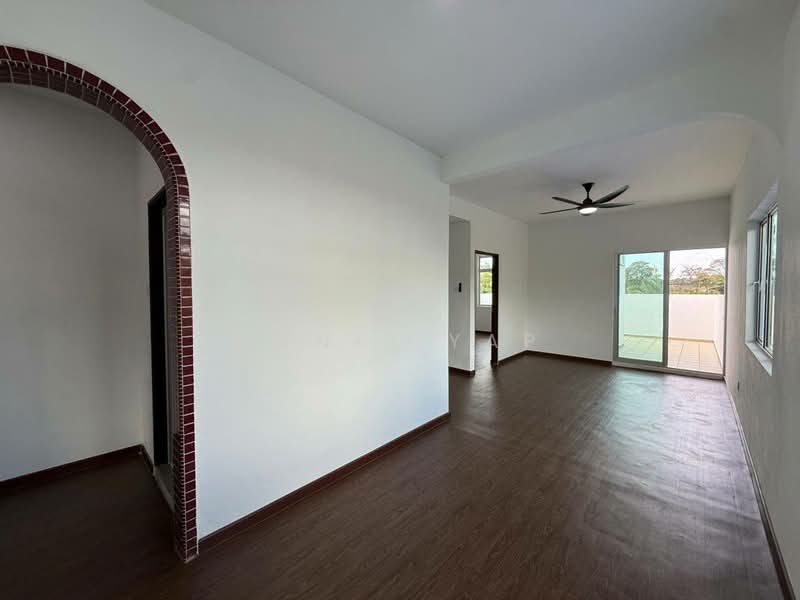 2-storey Terraced House for Sale in Taman Puteri Wangsa (Ulu Tiram) - Genki Yap - Living Room - PropertyGuru.com.my